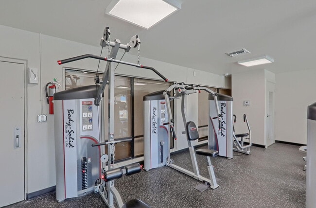 Building Photo - 5220 Las Verdes Cir