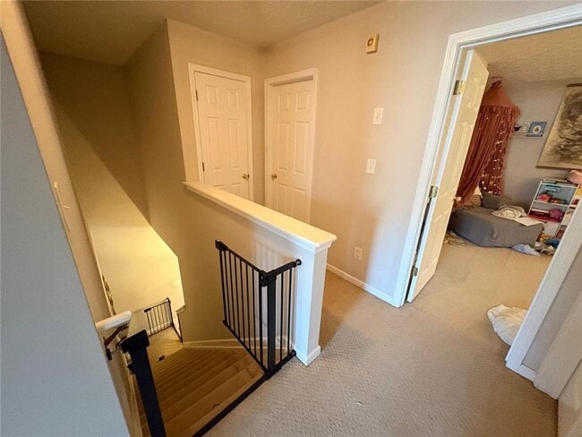 Building Photo - 3082 Kentmere Dr