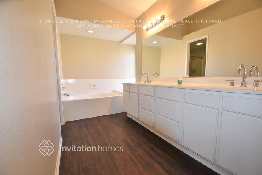 Building Photo - 22691 Mesa Springs Way