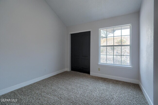 Building Photo - 7413 Le Conte Dr