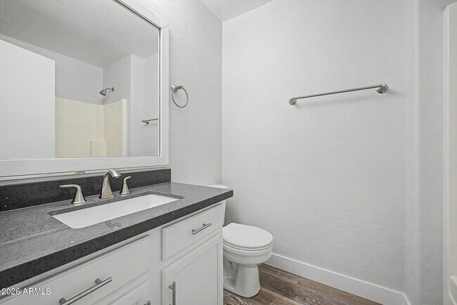 Building Photo - 2423 E Winged Foot Dr