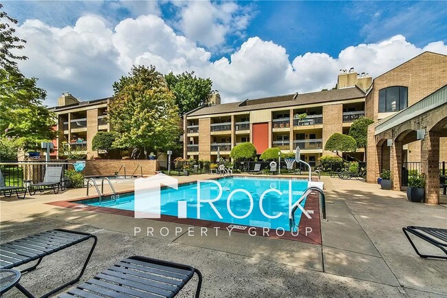 Building Photo - Urban Living in Downtown OKC - 2 Bedrooms/...