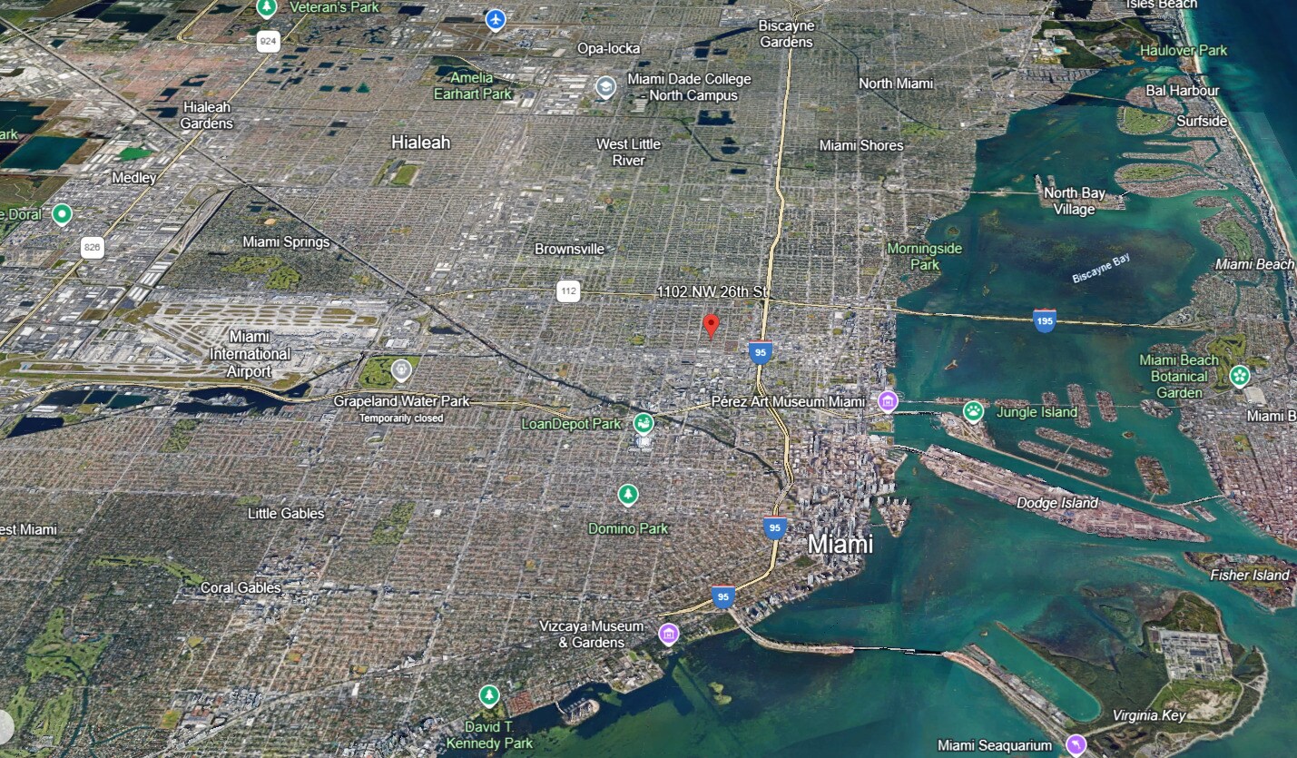 Building Photo - 1102 NW 26th St