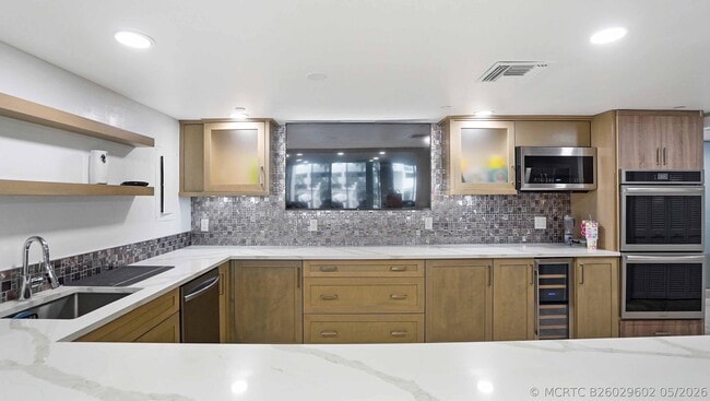 Building Photo - 4750 S Ocean Blvd