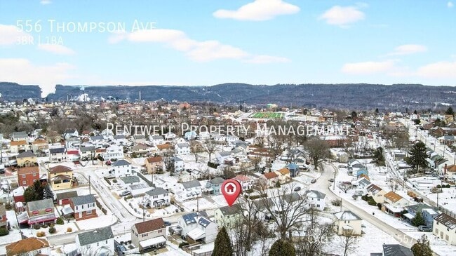 Building Photo - 556 Thompson Ave