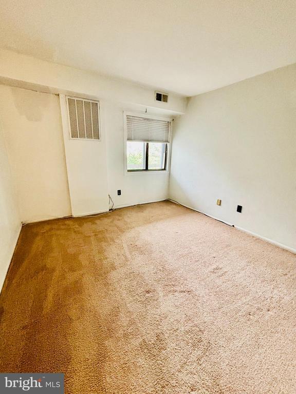 Building Photo - 20 Dougherty Blvd