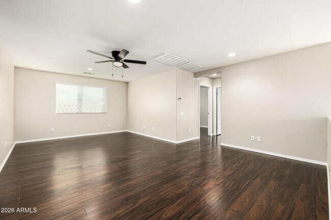 Building Photo - 10809 W Saddlehorn Rd