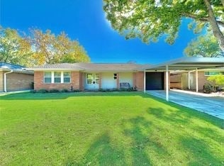 Building Photo - 1635 Wilde Rock Way