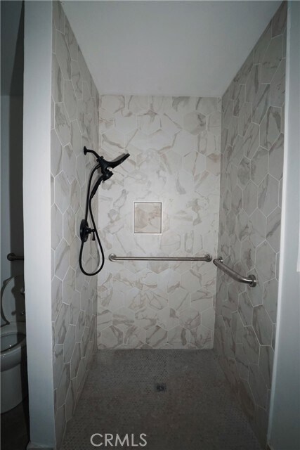 Building Photo - 33716 Hubbard Rd