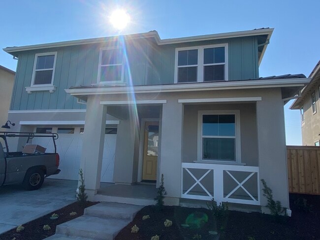 Building Photo - 2466 Elan Dr