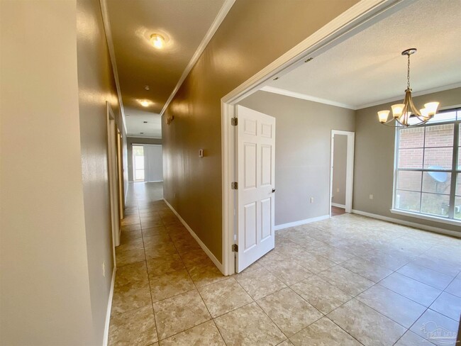 Building Photo - 4114 Oak Pointe Dr
