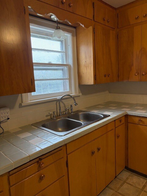 Building Photo - 4697 Clark Ave NE