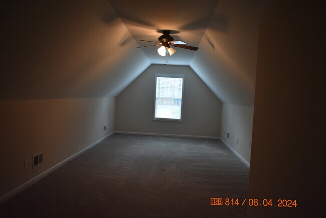 Building Photo - 146 Brittany Ln