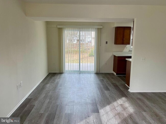 Building Photo - 702 Brandon Cir