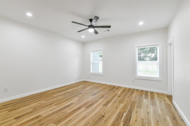 Building Photo - 7486 Stanwick Dr
