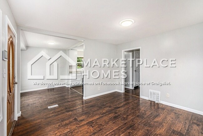 Building Photo - 7647 Fielding St
