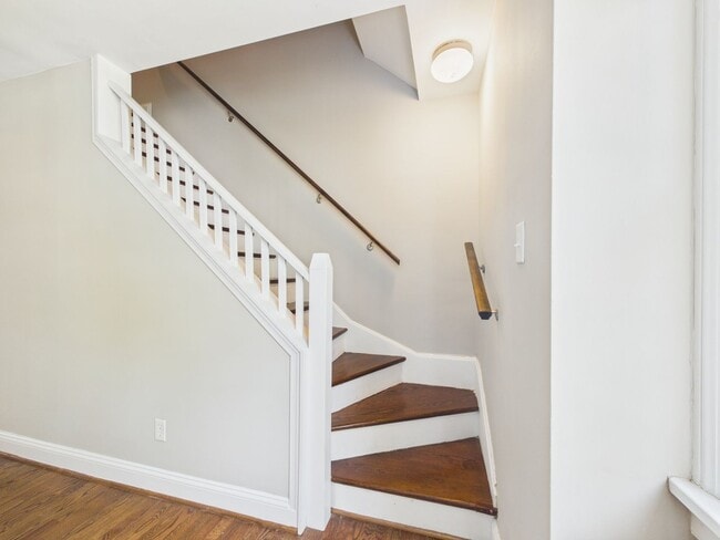 Building Photo - 8410 Weldon Dr