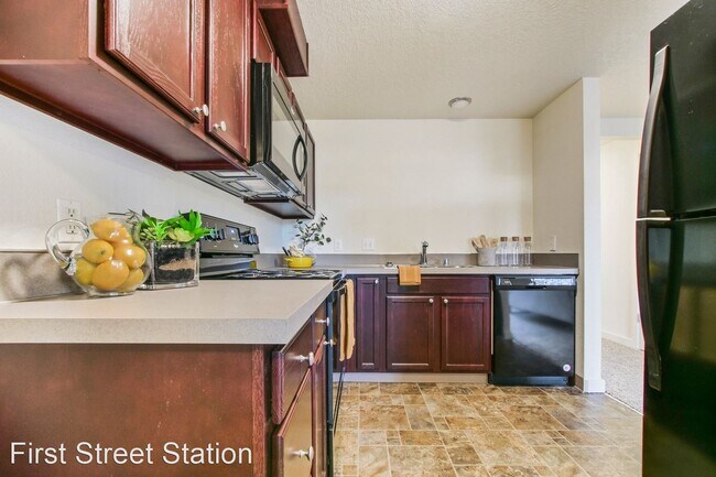 Building Photo - 16119 SE 1st St