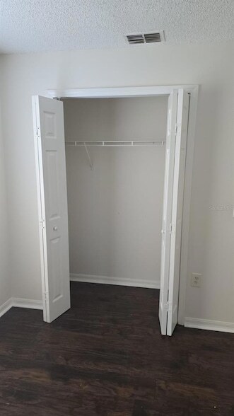 Building Photo - 470 Gannet Ct