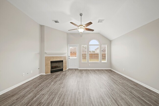 Building Photo - 4035 E Teal Estates Cir