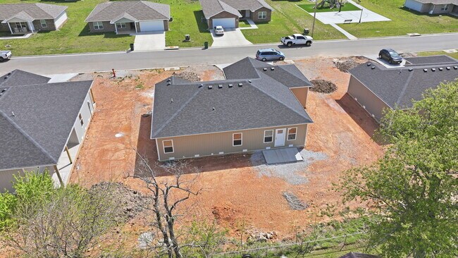 Building Photo - 43 Whitley Ln