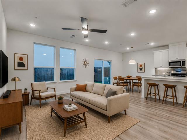 Building Photo - 1356 Hill Country Pl
