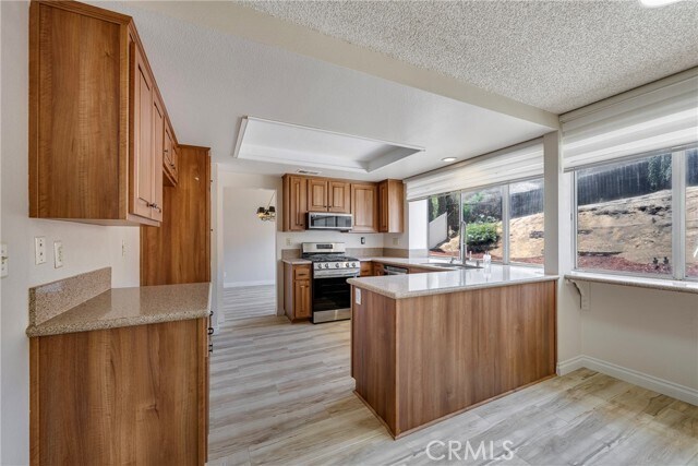 Building Photo - 734 Morita Dr