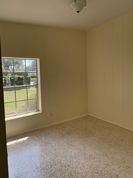 Building Photo - 1200 Tanager Dr