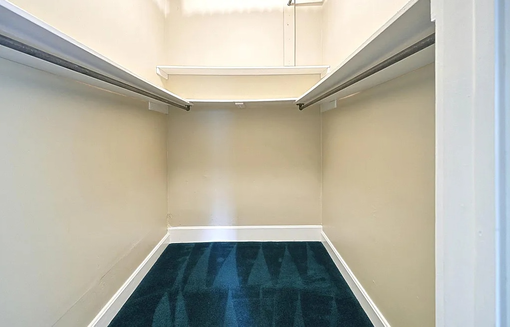 Building Photo - 2379 Table Rock Rd