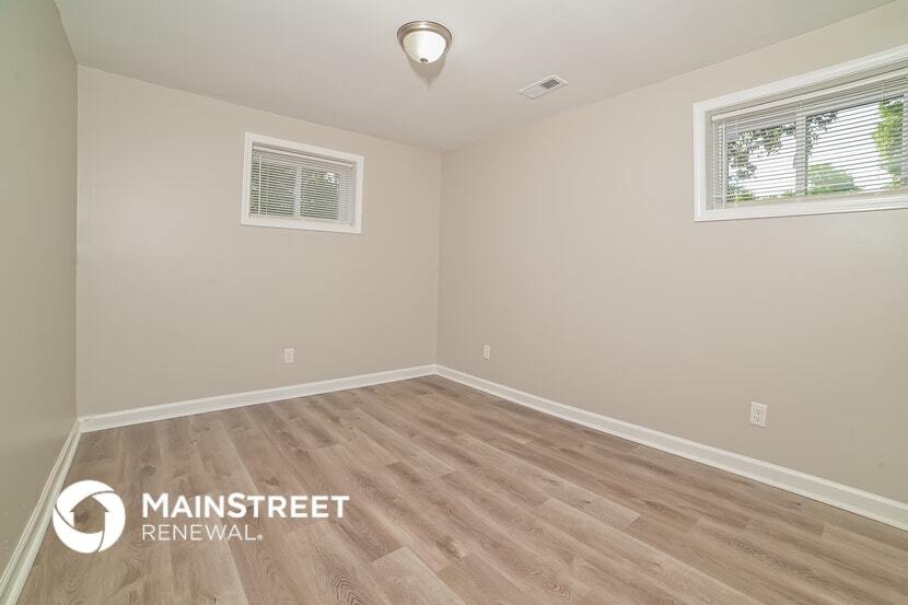 Building Photo - 5115 Landbrook Dr