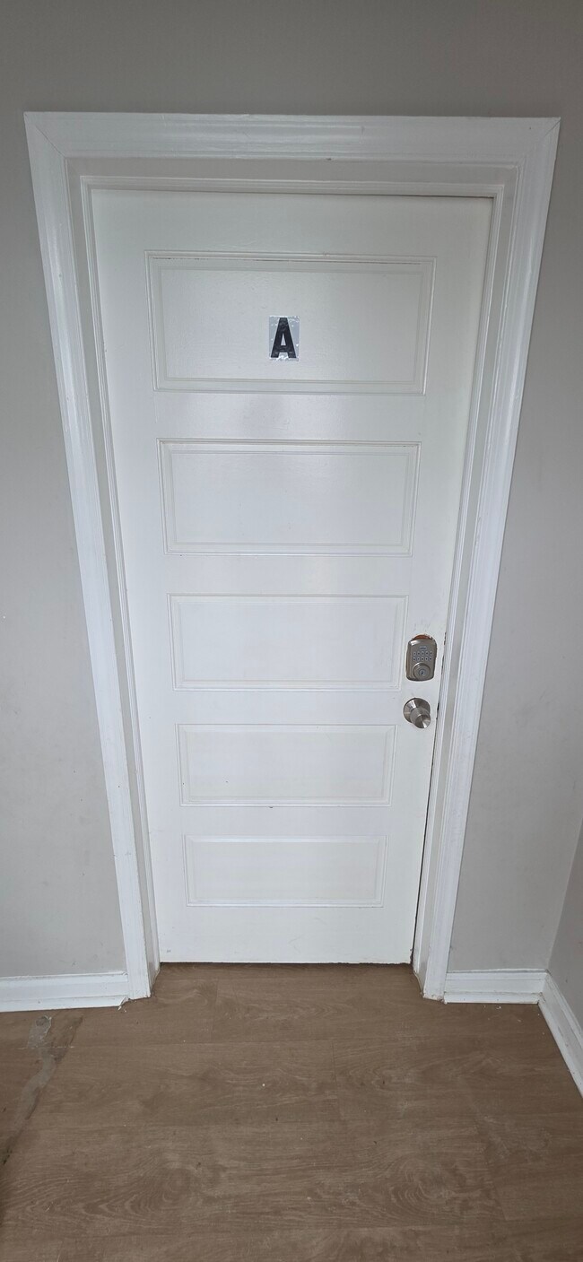 Building Photo - 3406 Belair Rd