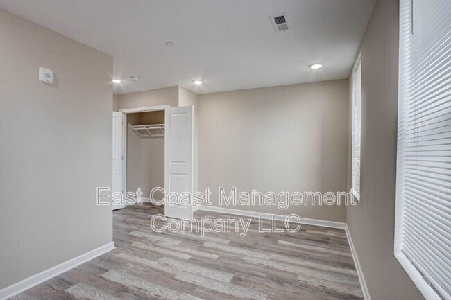 Building Photo - 601 Richwood Ave