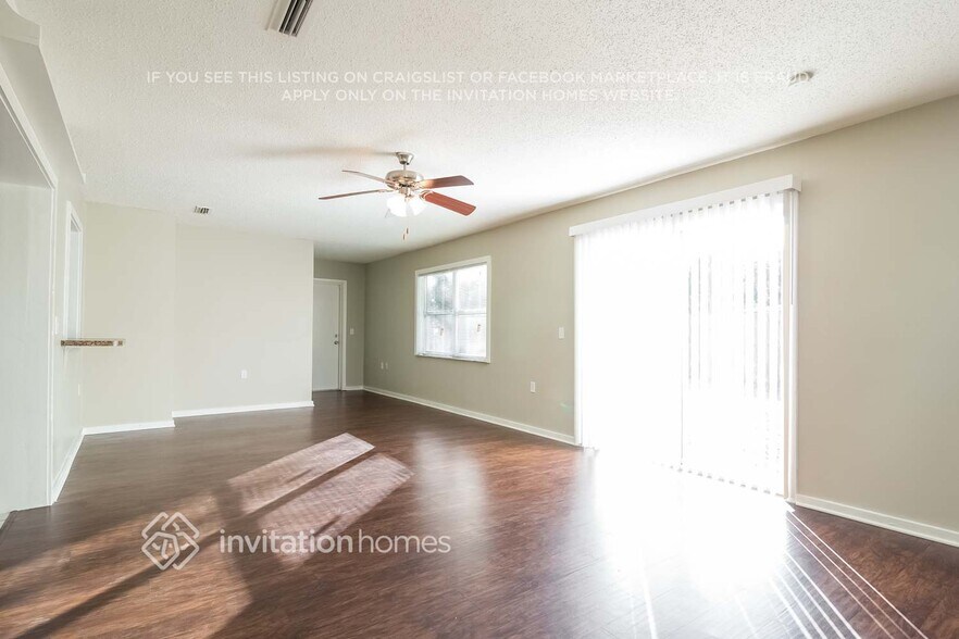 Building Photo - 3820 Bryston Dr