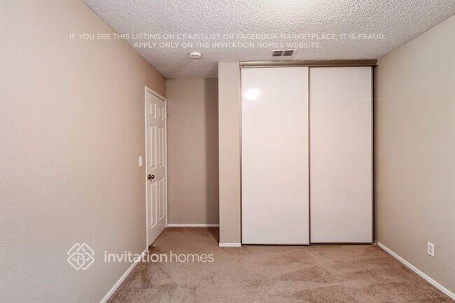 Building Photo - 1225 Rio Cresta Way