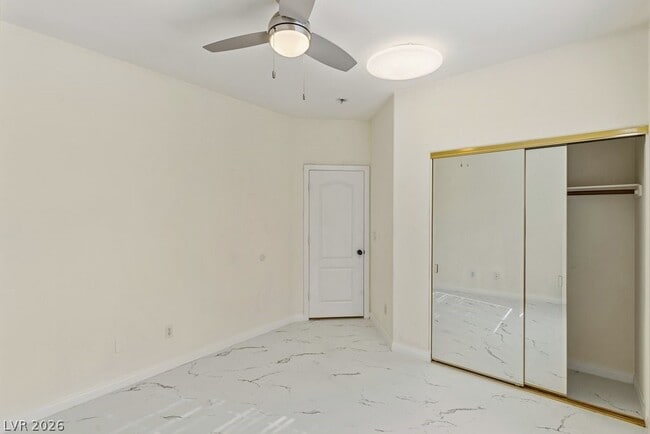 Building Photo - 612 Silver Grove St