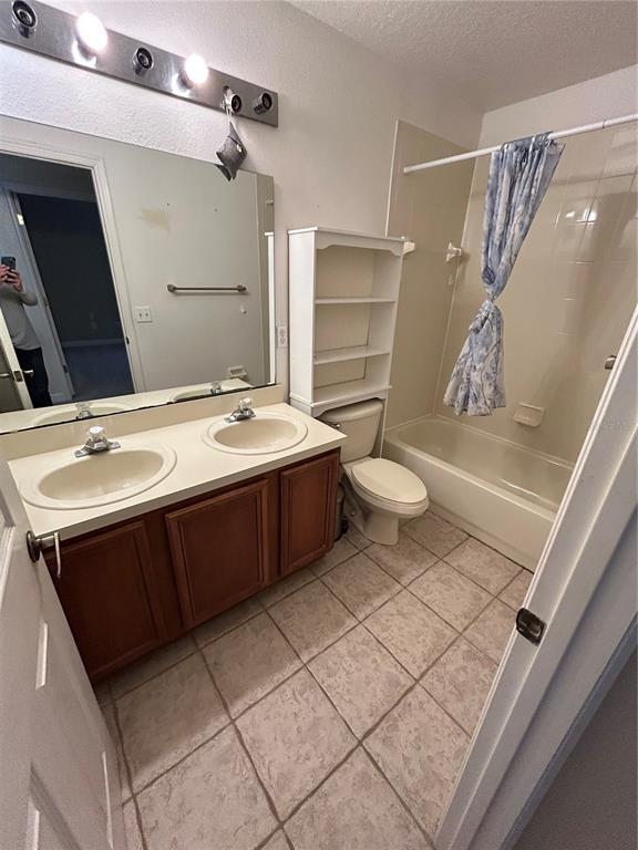 Building Photo - 6720 Imperial Oak Ln