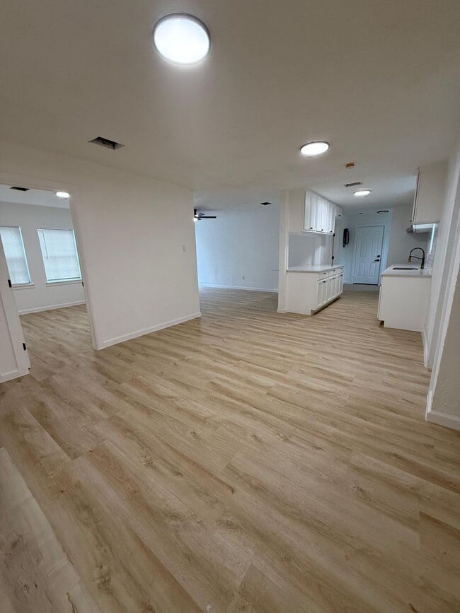 Building Photo - Gorgeous all renovated Home in Houston, TX!.