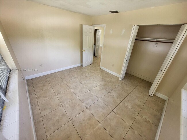Building Photo - 20833 NW 25th Ave