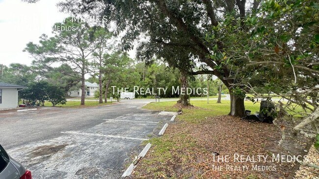 Building Photo - 1984 Agora Cir SE