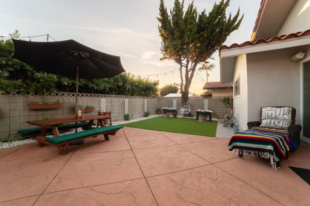 Backyard + Patio - 1530 Marine Ave