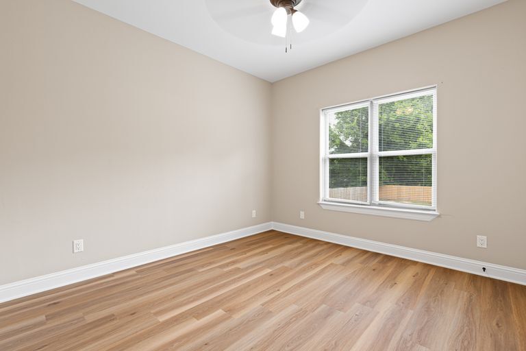 dining room - 225 S Pine St