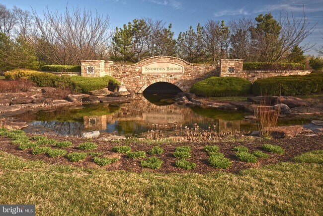 Building Photo - 105 Gristmill Ct