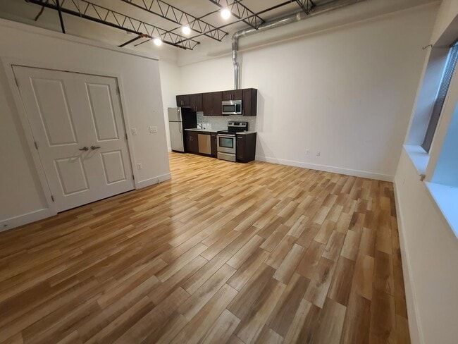 Building Photo - Large studio newly renovated! - AVAILABLE ...