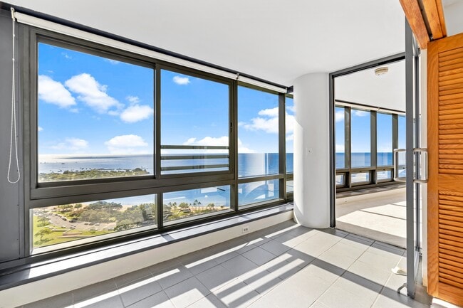 Building Photo - 1330 Ala Moana Blvd