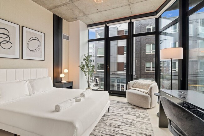 Building Photo - 1247 N 2nd St