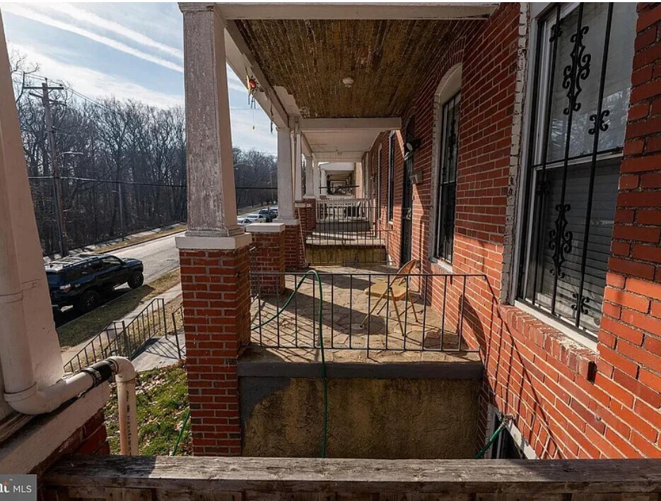 Building Photo - 2512 Druid Park Dr
