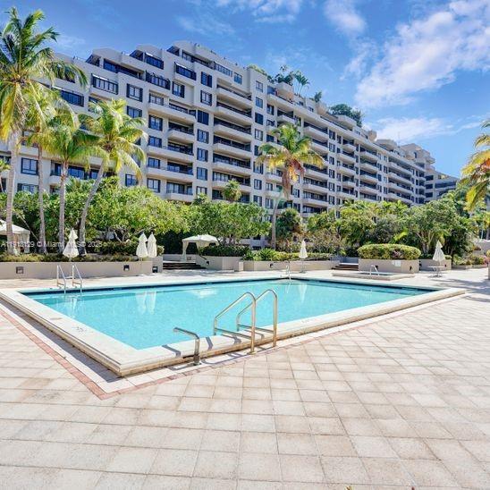 Building Photo - 151 Crandon Blvd