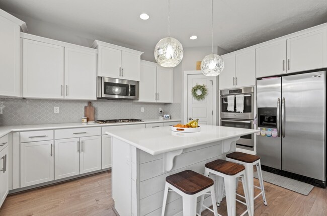 Building Photo - Beautiful home for rent!