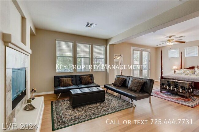 Building Photo - FULLY FURNISHED 5 BEDROOM + DEN HOME WITH ...