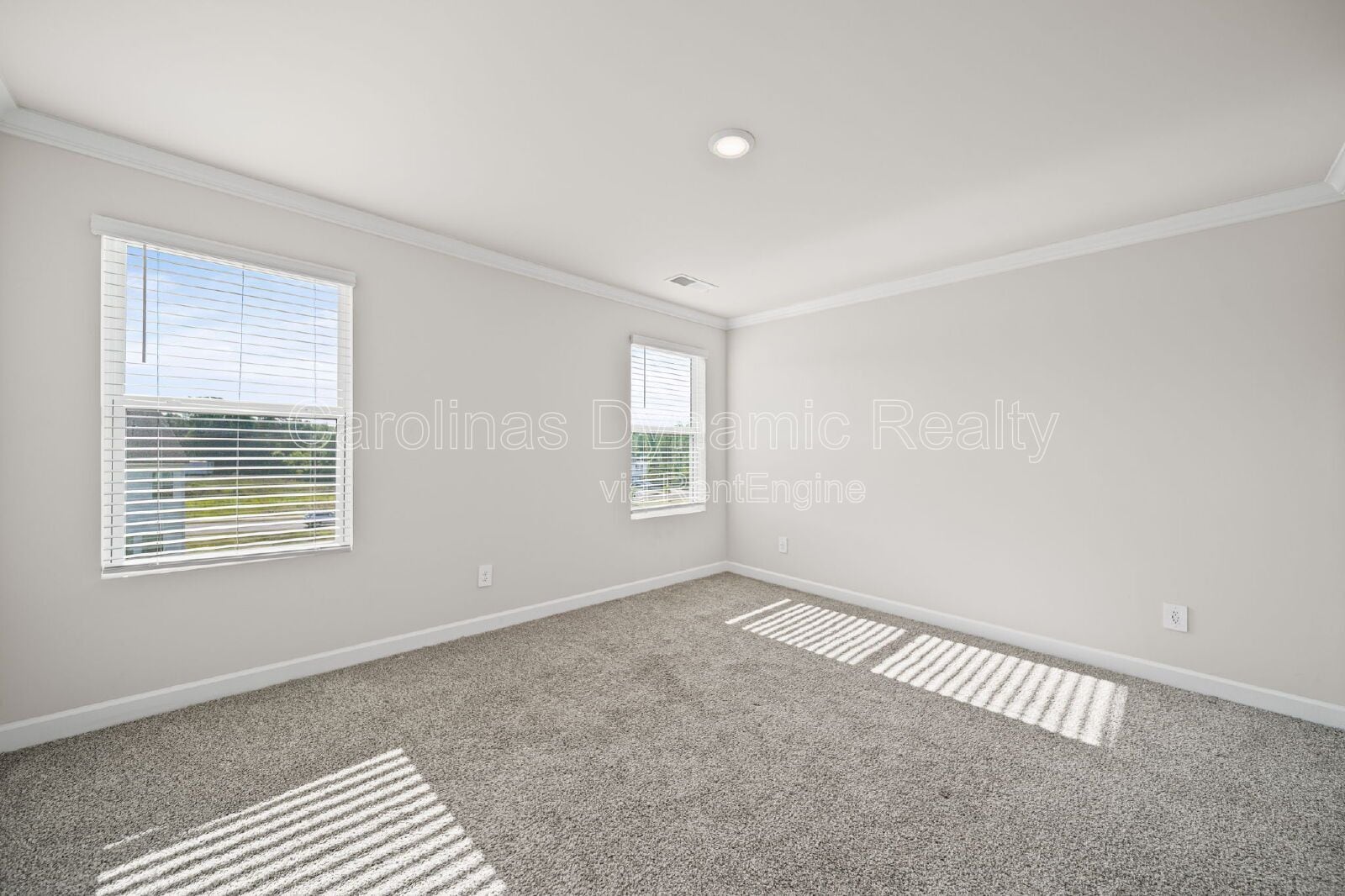 Building Photo - 1330 Falling Acorn Ln